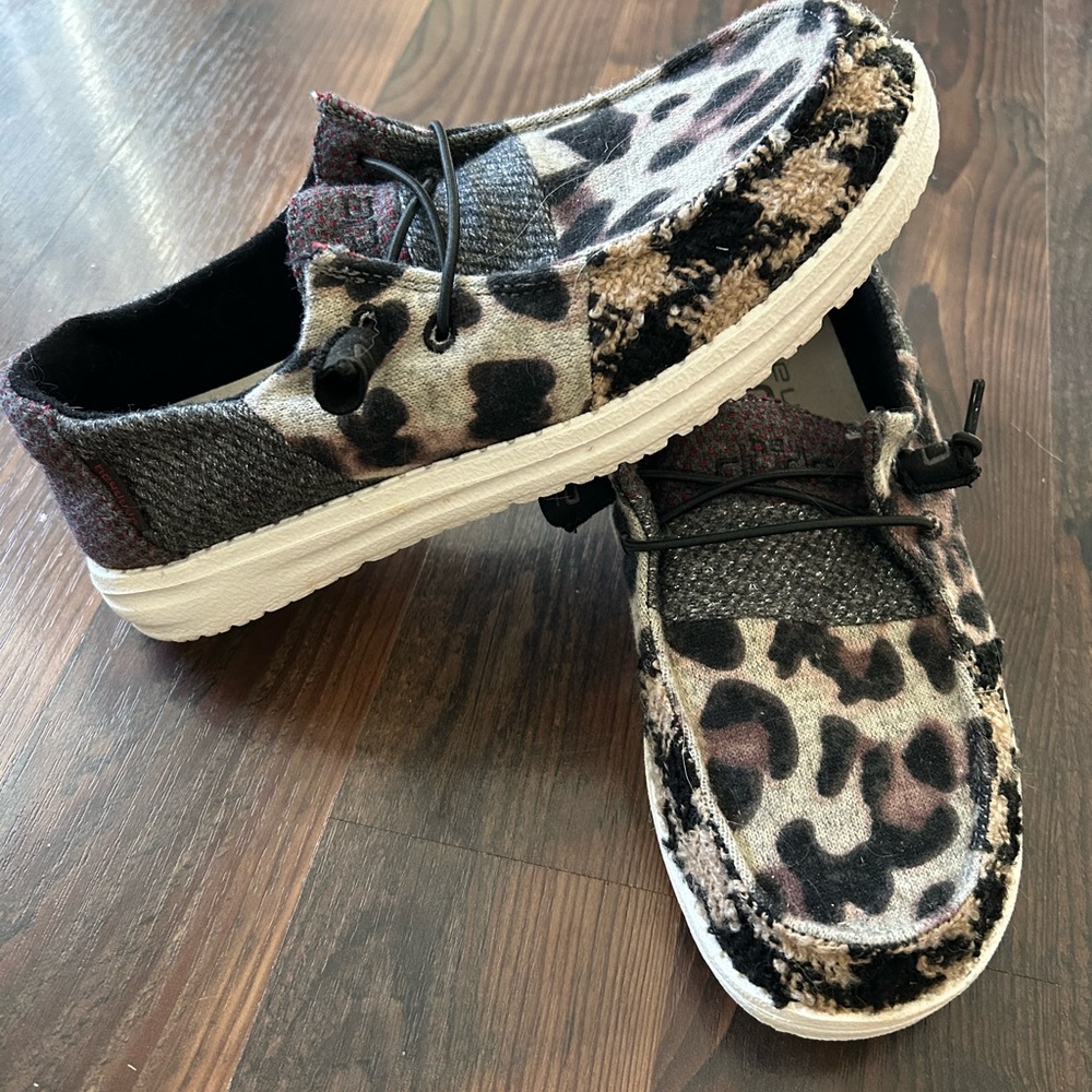 Hey Dude women’s shoes